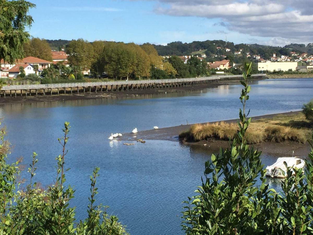Port Bidassoa - T2 Coquet, Parking, Lit Xxl, Wifi, Pres De La Gare Hendaye Exterior photo